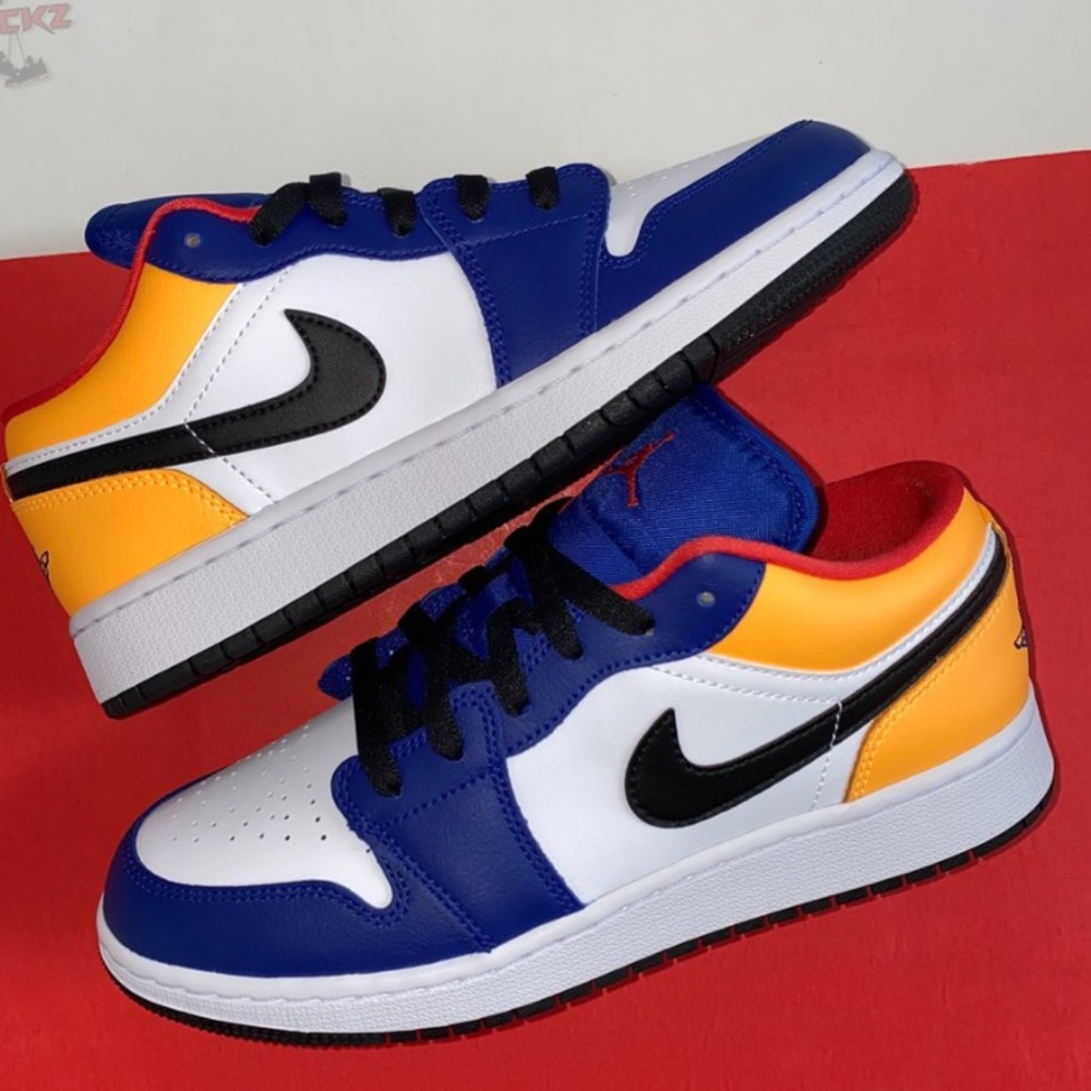 2020 Air Jordan 1 Low ‘Royal Yellow’ 💛💙